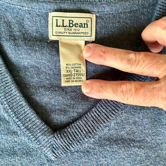 L.L. Bean Men’s Blue V-Neck Sweater – XXL Tall - Cashmere Blend - Picture 4 of 7